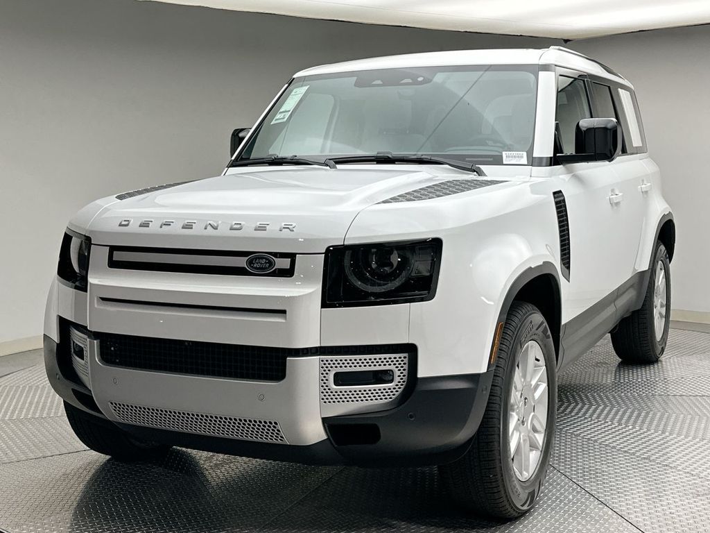 2025 Land Rover Defender 110 -
                Paramus, NJ