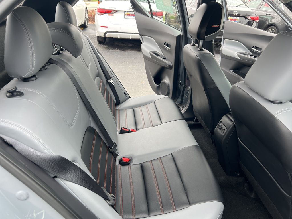 2024 Nissan Kicks SR photo