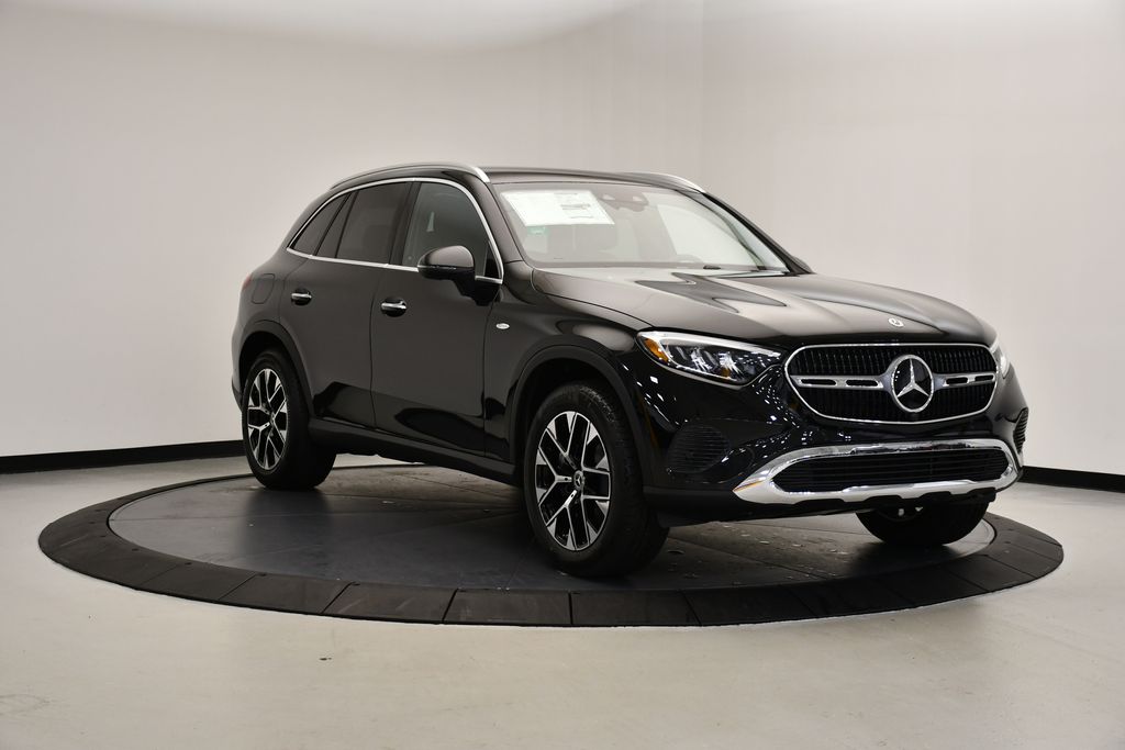 2025 Mercedes-Benz GLC 350 7