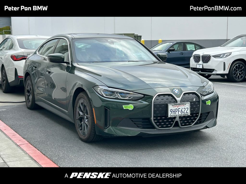 Thumbnail: 2023 BMW i4 - 1