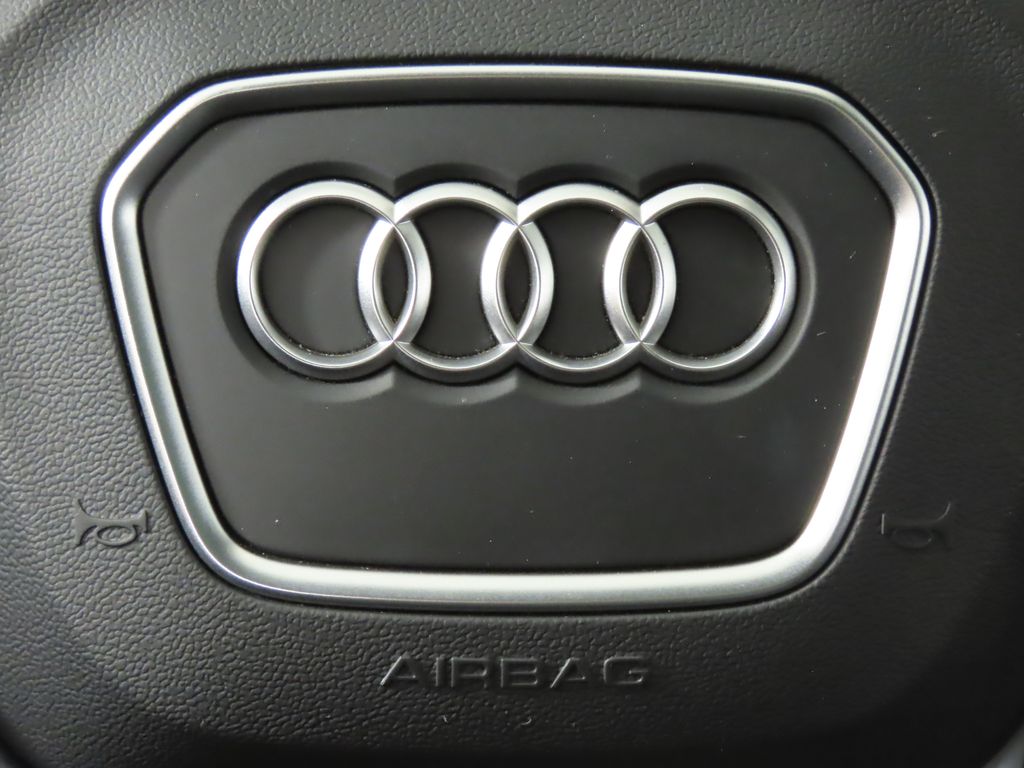 Thumbnail: 2025 Audi Q5 - 18