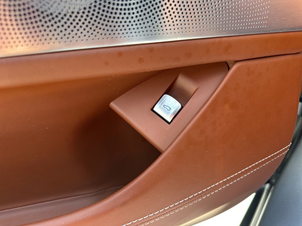 2022 Frozen Bluestone Metallic BMW 7 Series M760i AWD Sedan