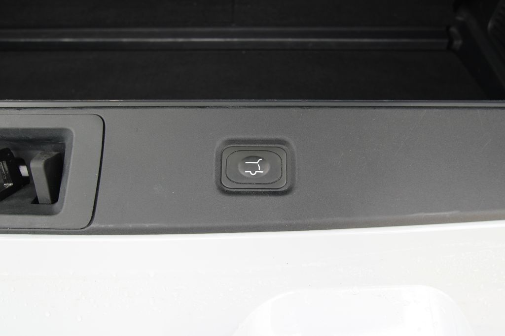 Used 2025 Ford Expedition SUV