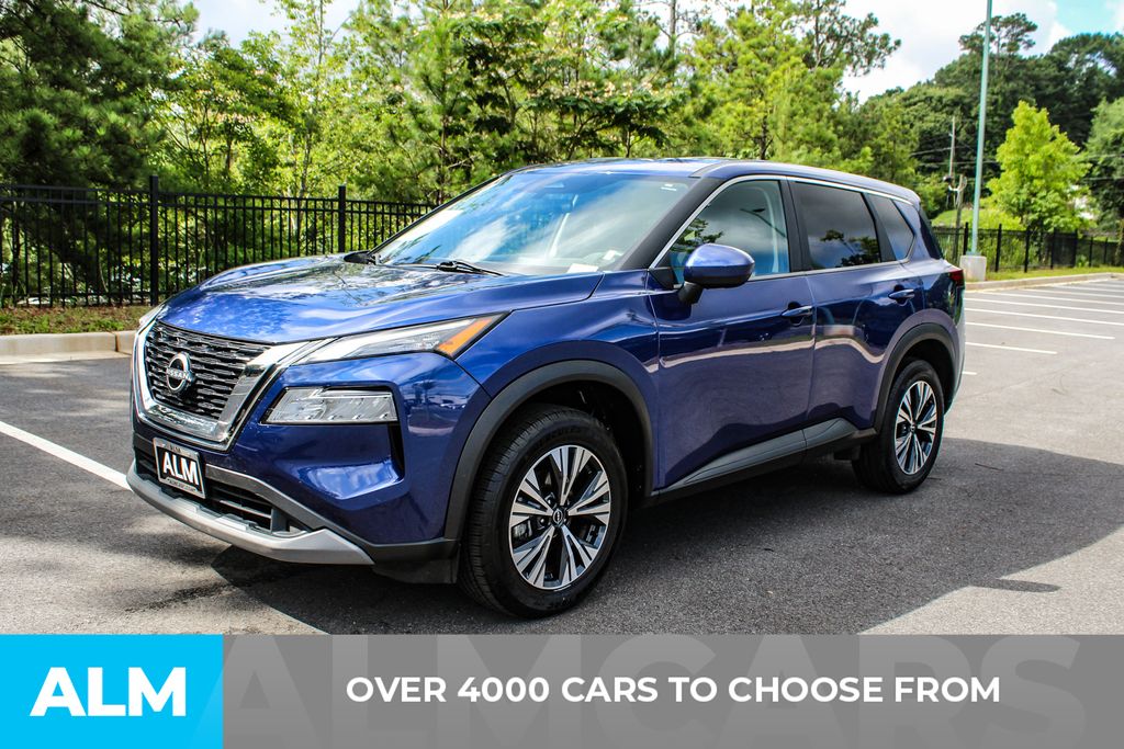 2023 Nissan Rogue SV photo 2