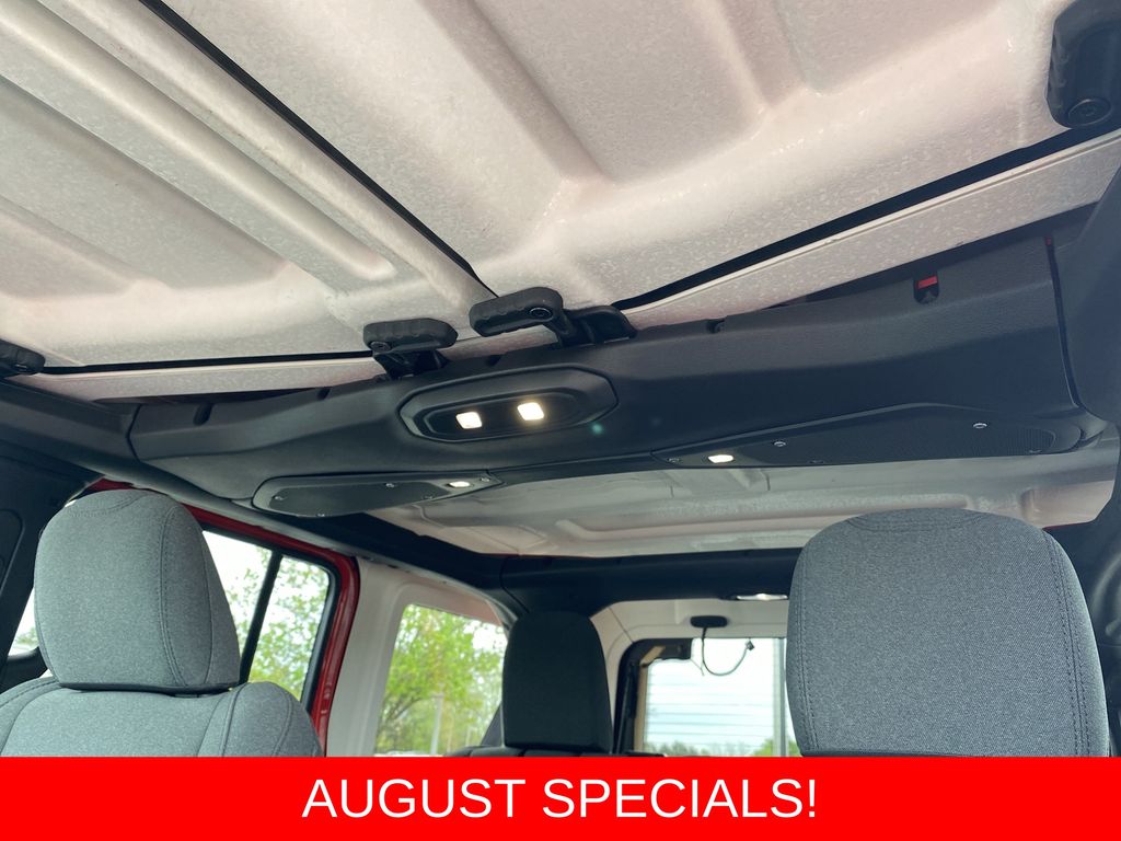 Used 2025 Jeep Wrangler SUV
