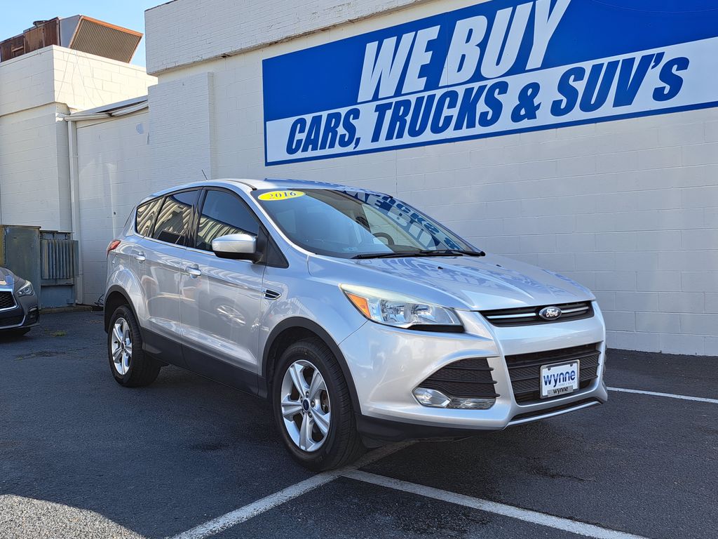 Ingot Silver 2016 Ford Escape SUV / Crossover Front-Wheel Drive 6-Speed Automatic