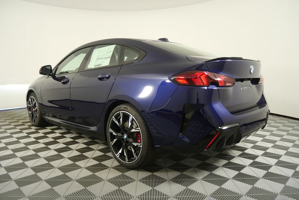 Thumbnail: 2026 BMW 2 Series - 5