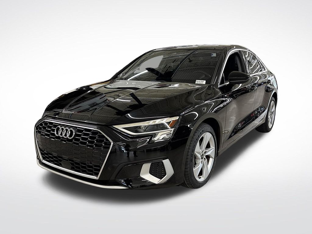 2023 Audi A3 Negro (Black Metallic) Sedán Tracción en las cuatro ruedas 7 velocidades Automática
