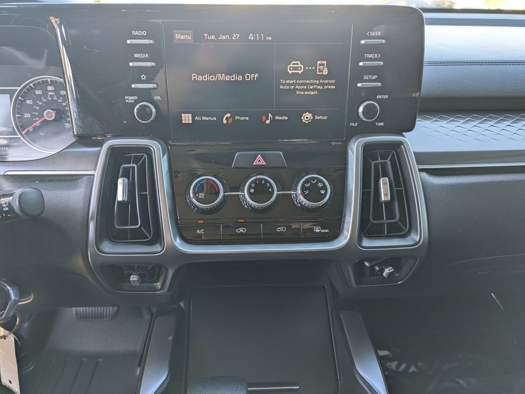 used 2023 Kia Sorento car, priced at $19,892