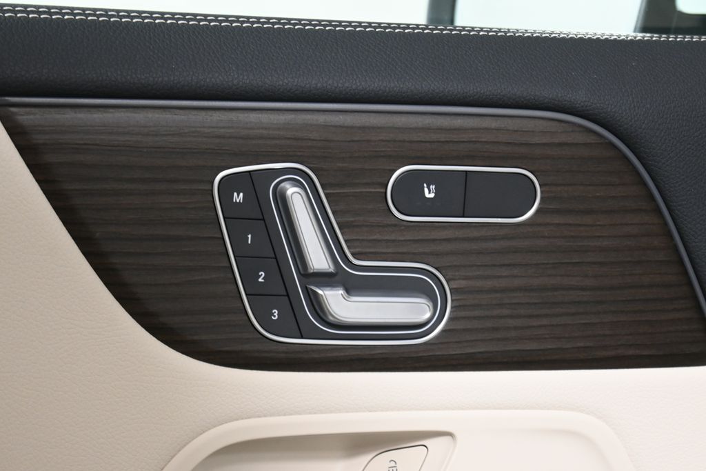 Thumbnail: 2026 Mercedes-Benz GLA - 30