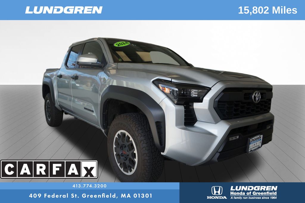 2024 Toyota Tacoma SR5's photo