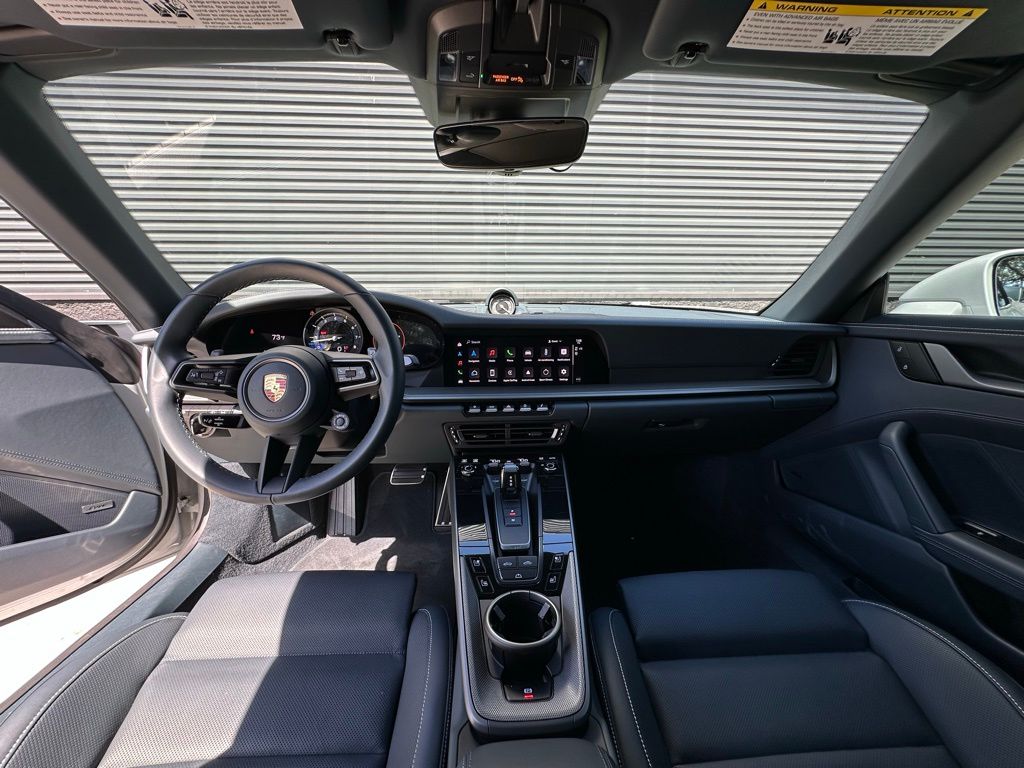 Thumbnail: 2024 Porsche 911 - 6