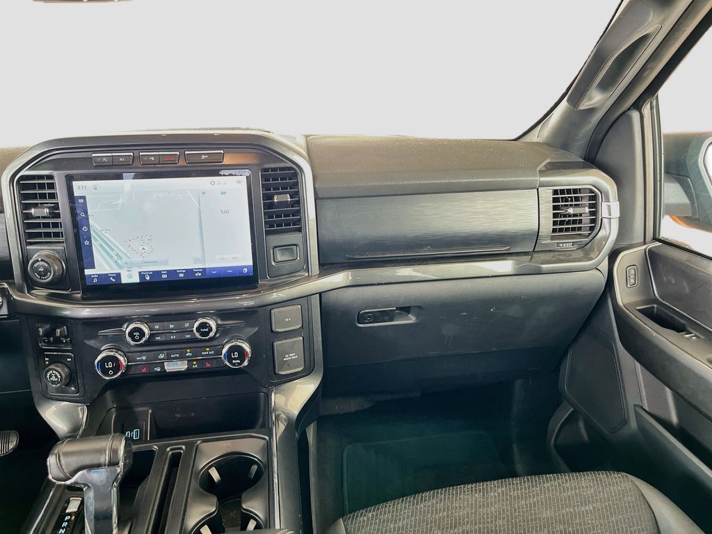 Used 2021 Gray Ford XLT image 23
