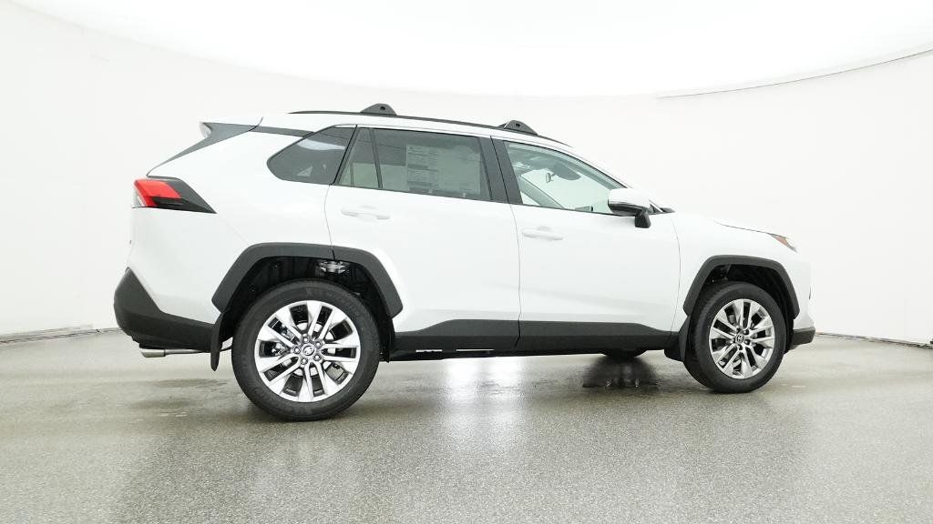Thumbnail: 2025 Toyota RAV4 - 4