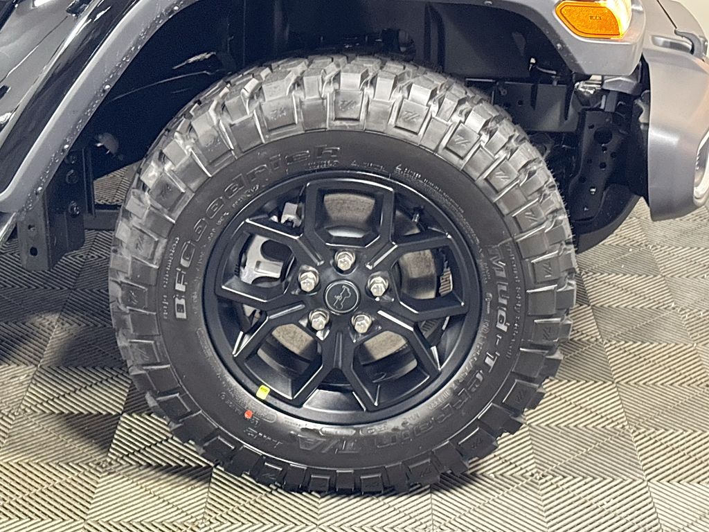 2025 Jeep Gladiator Willys