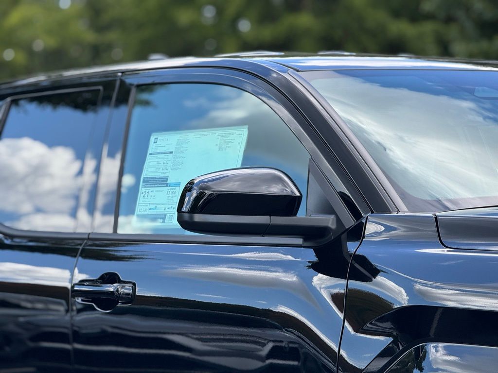 2025 Toyota Tacoma SR5 Double Cab photo 4