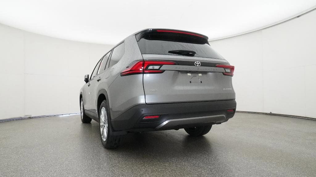 Thumbnail: 2026 Toyota Grand Highlander - 2