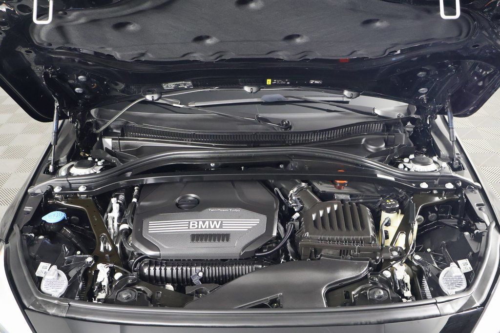 Thumbnail: 2024 BMW 2 Series - 15