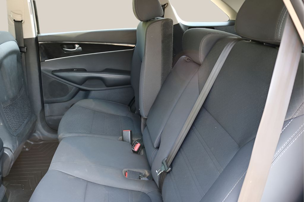 Used Car 2020 Kia Sorento  S For Sale Under $20,000 In Austin, Texas