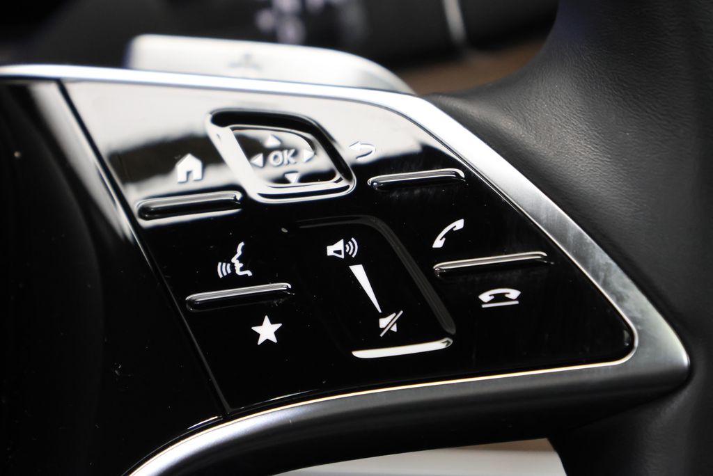 Thumbnail: 2023 Mercedes-Benz E-Class - 22