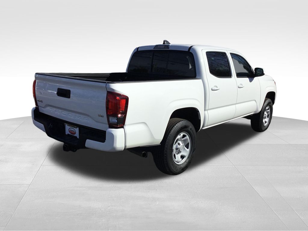 Thumbnail: 2023 Toyota Tacoma - 5