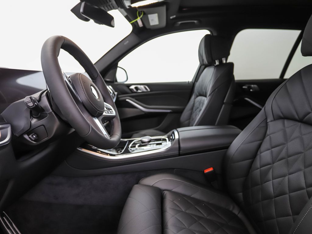 Thumbnail: 2026 BMW X5 - 11