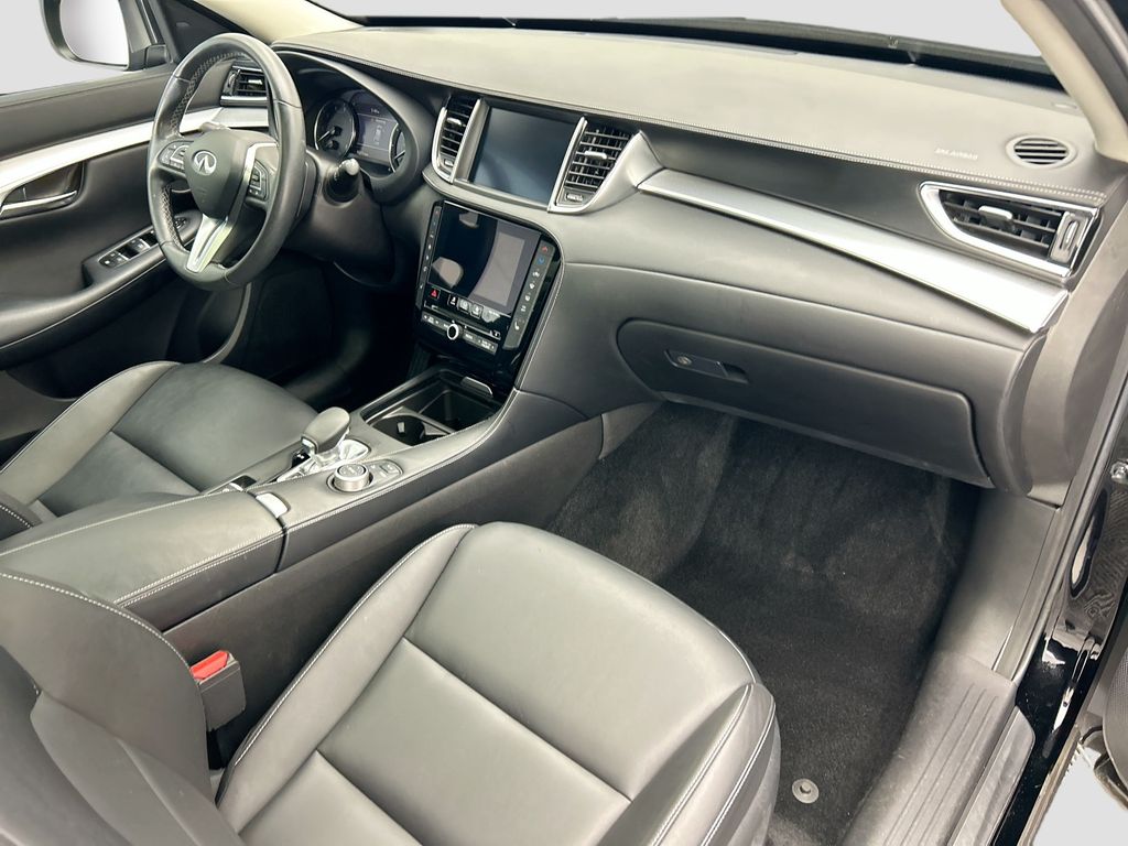 Thumbnail: 2021 INFINITI QX50 - 15