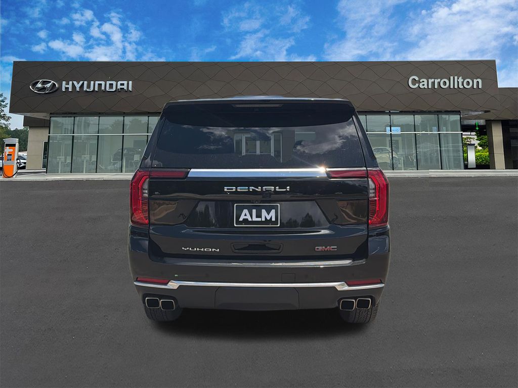 Used 2025 Onyx Black GMC Denali image 6
