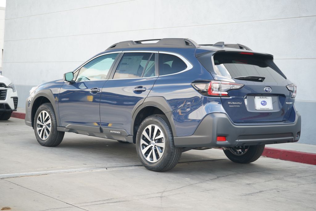 2025 Subaru Outback Premium 3