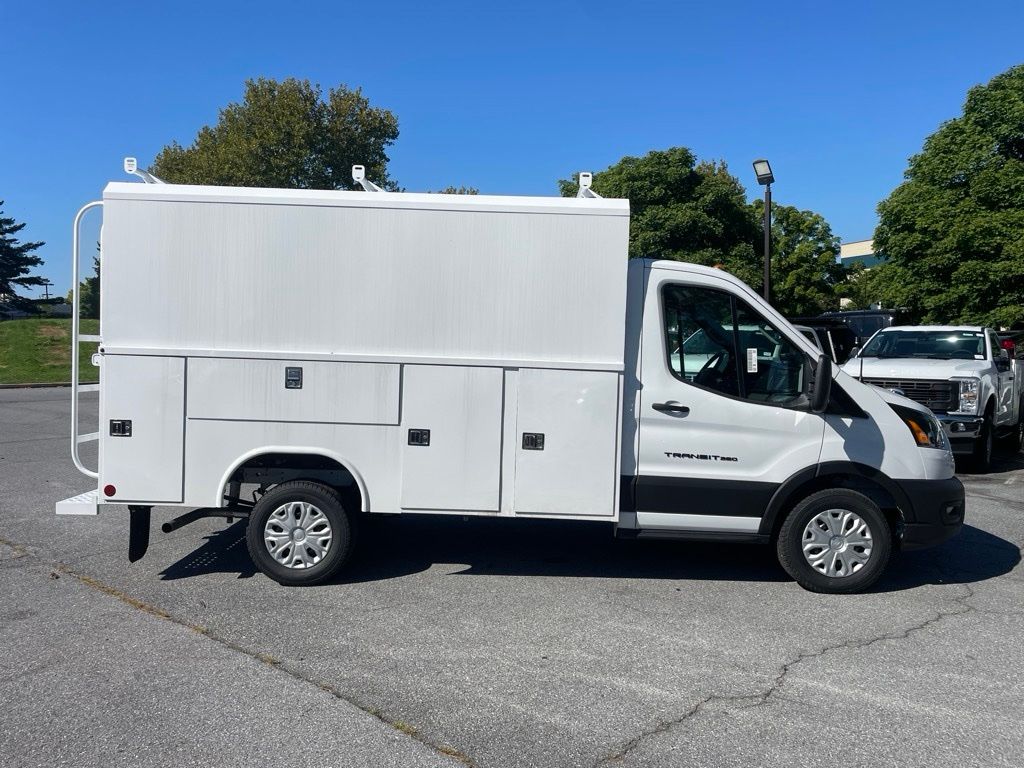 2026 Ford Transit-350 Cutaway 
