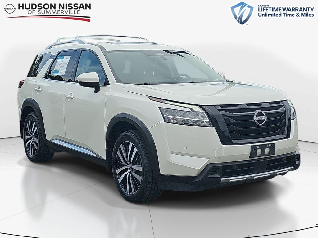 2023 Nissan Pathfinder Platinum 4WD