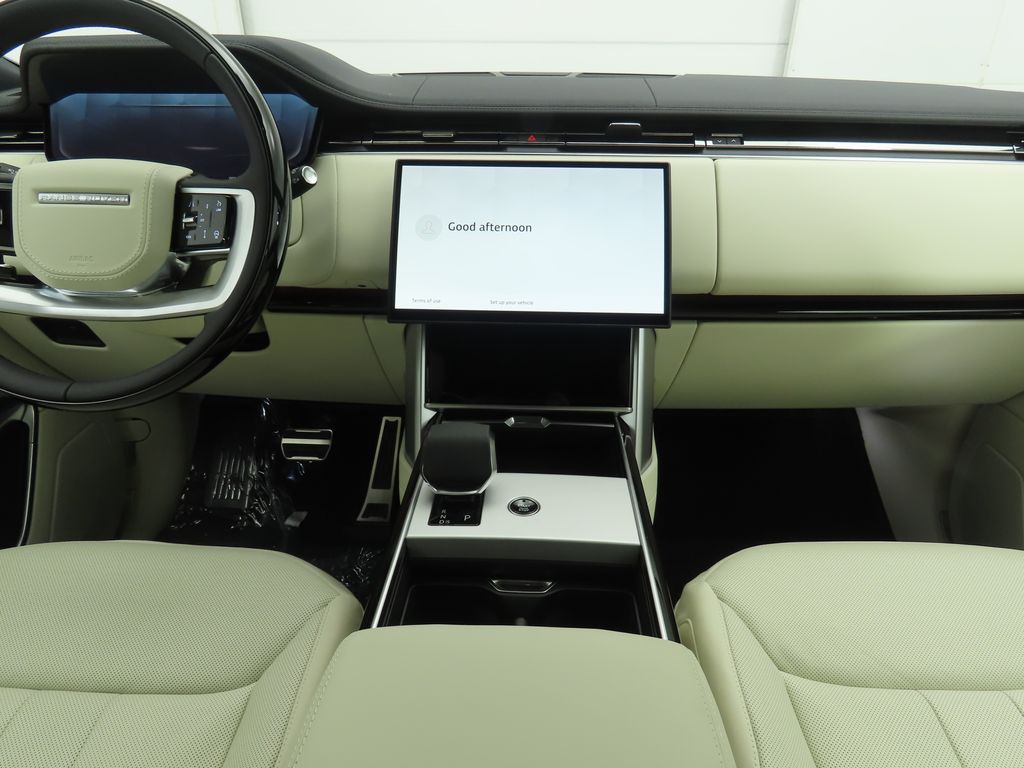 Thumbnail: 2025 Land Rover Range Rover - 13
