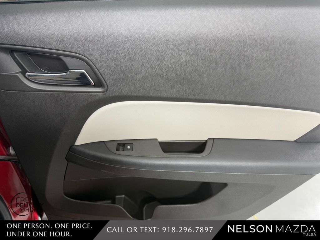 Used 2015 Red Chevrolet LTZ image 40