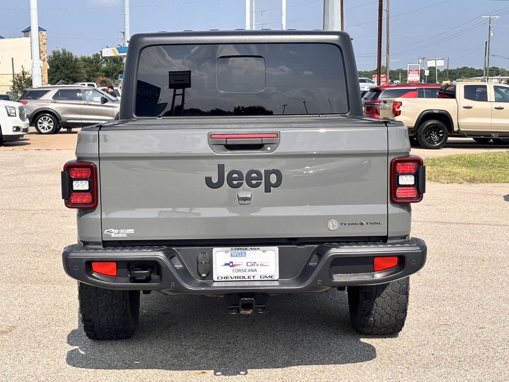 Used Car 2021 Jeep Gladiator  For Sale Under $30,000 In Corsicana, Texas