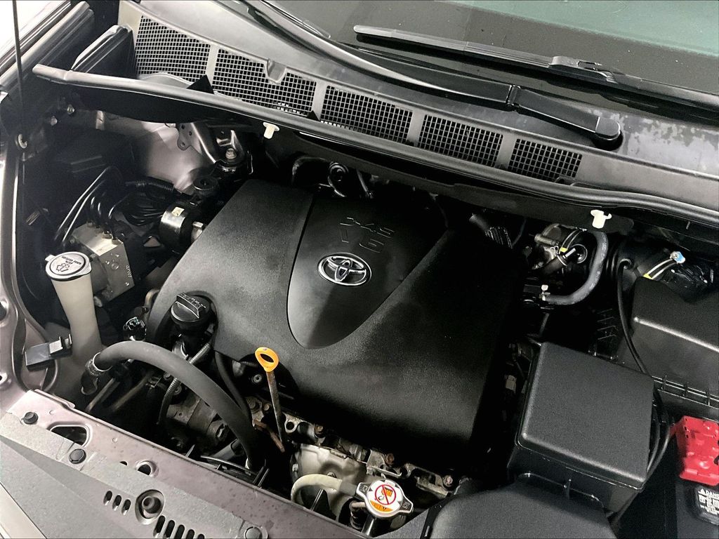 2020 Toyota Sienna — photo 33