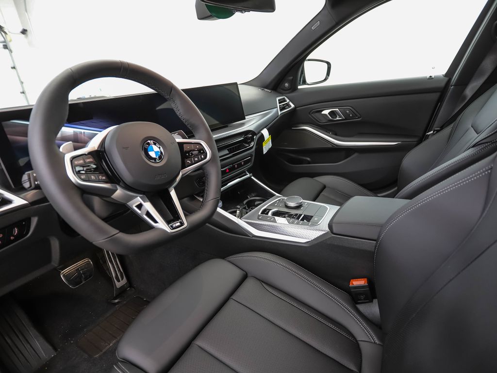 Thumbnail: 2026 BMW 3 Series - 10