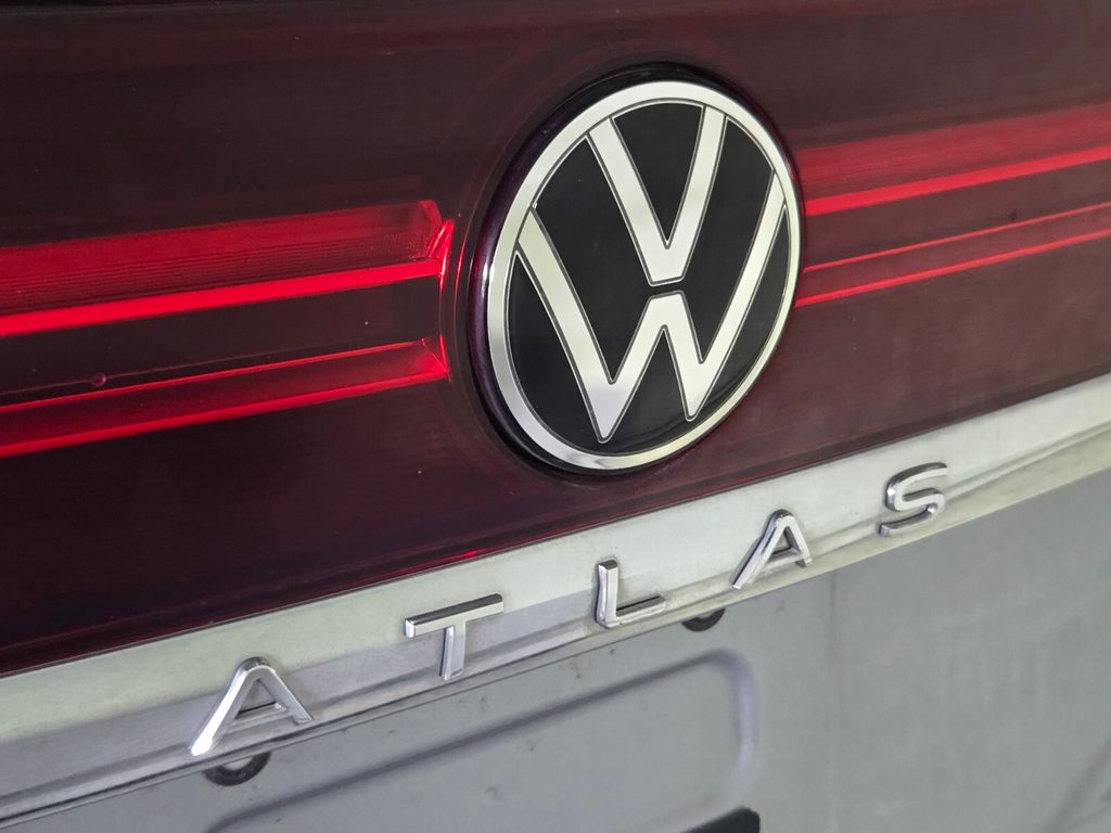 2024 Volkswagen Atlas - $28,342