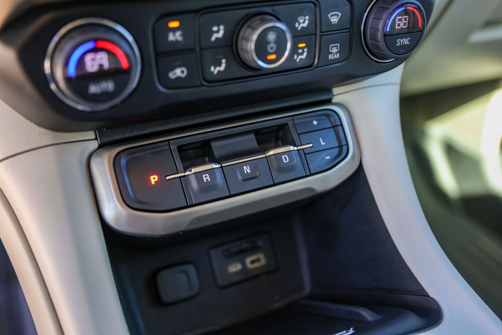 Used Car 2023 Gmc Acadia  Denali For Sale Under $35,000 In Austin, Texas