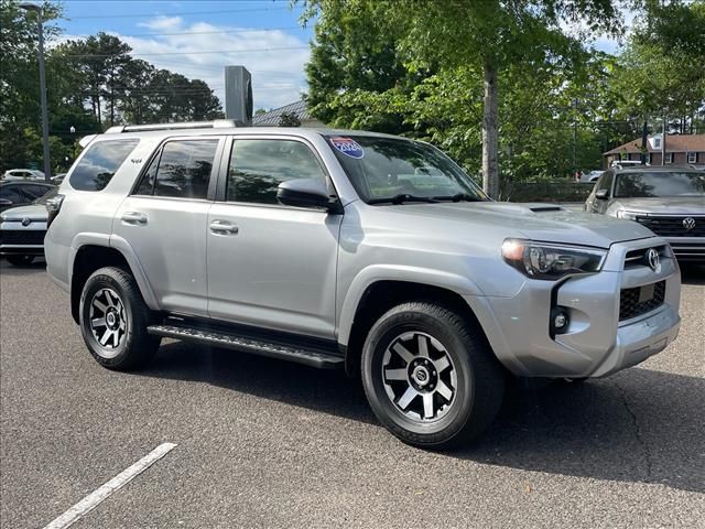Classic Silver Metallic 2024 Toyota 4Runner TRD Off-Road 4WD SUV / Crossover Four-Wheel Drive 5-Speed Automatic