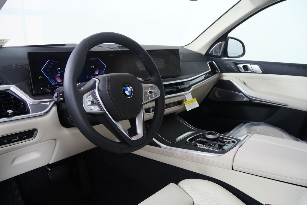 2026 BMW X7 xDrive40i 14