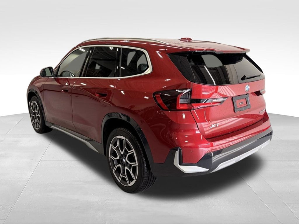 Thumbnail: 2026 BMW X1 - 3