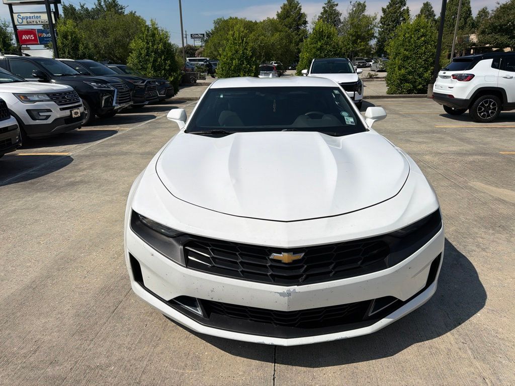 Used 2020 White Chevrolet 1LT image 2