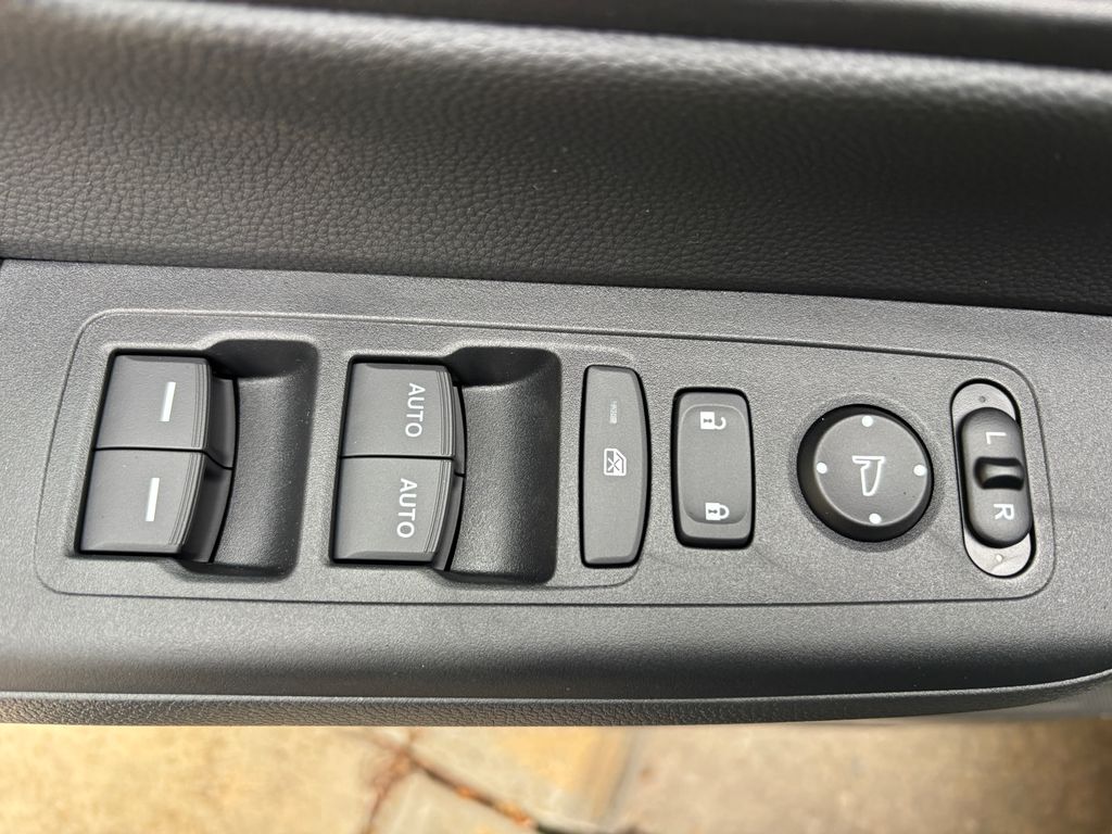 Thumbnail: 2026 Honda CR-V - 13