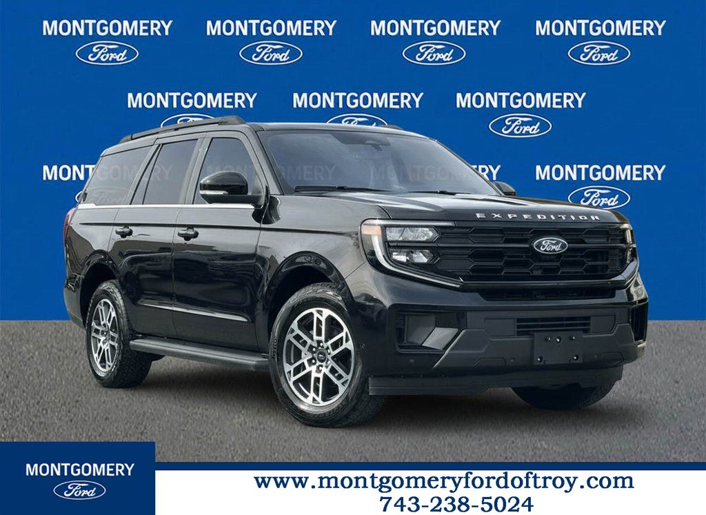 2025 Ford Expedition Active 4WD