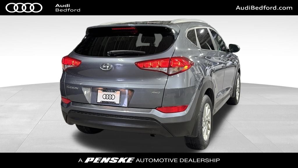 2016 Hyundai Tucson SE 6