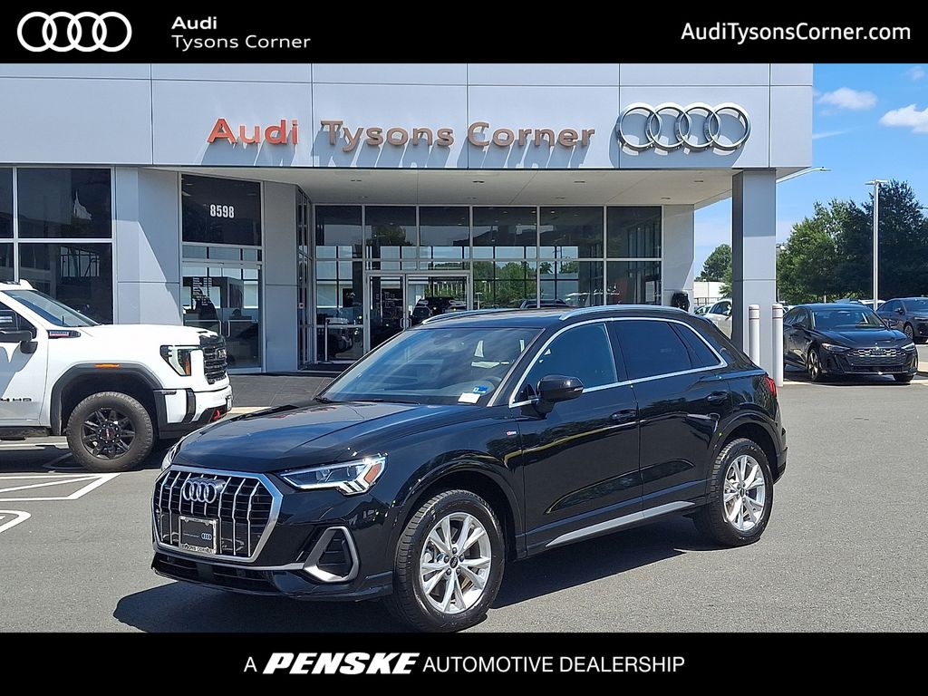 Thumbnail: 2024 Audi Q3 - 1