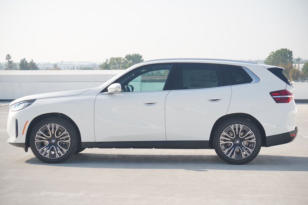 Thumbnail: 2026 BMW X3 - 4