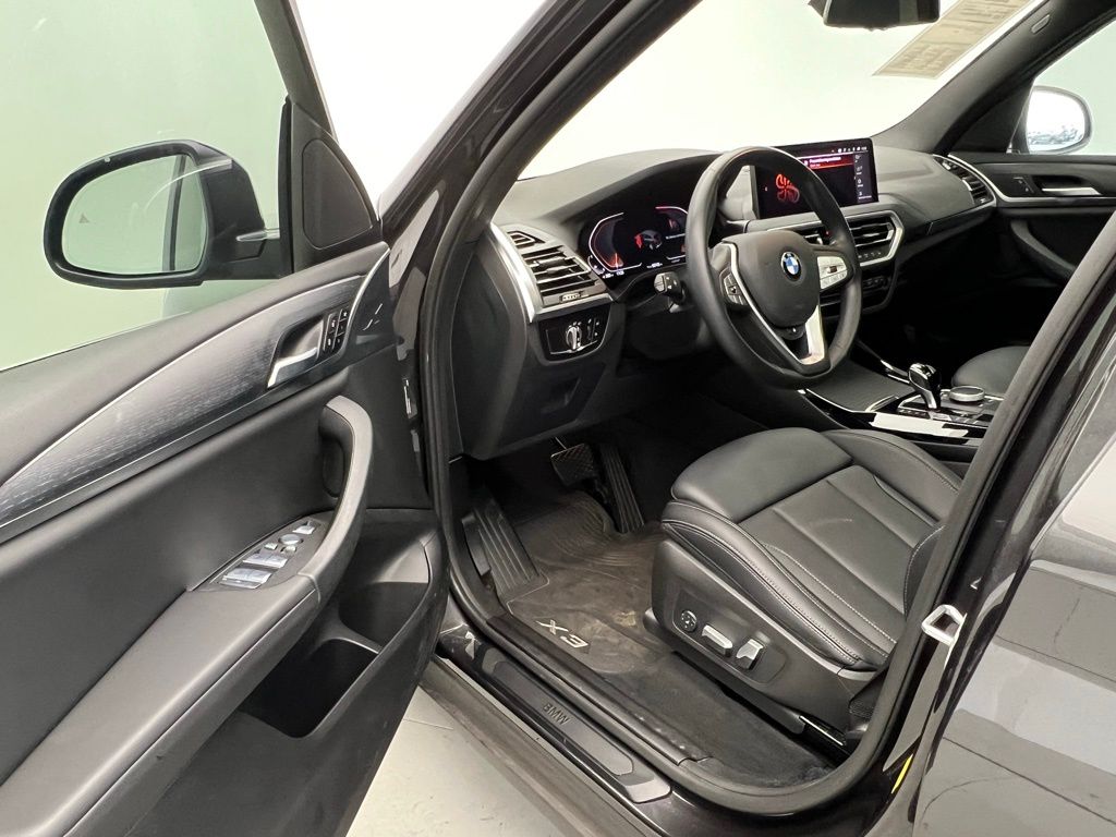Thumbnail: 2023 BMW X3 - 22