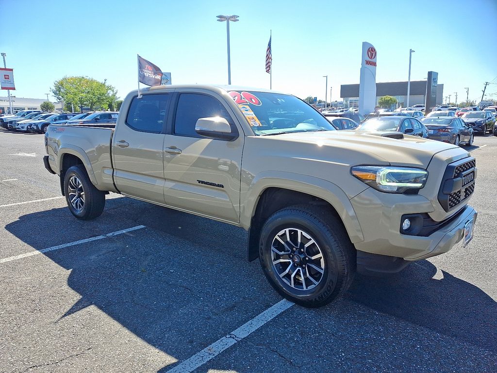 Thumbnail: 2020 Toyota Tacoma - 3