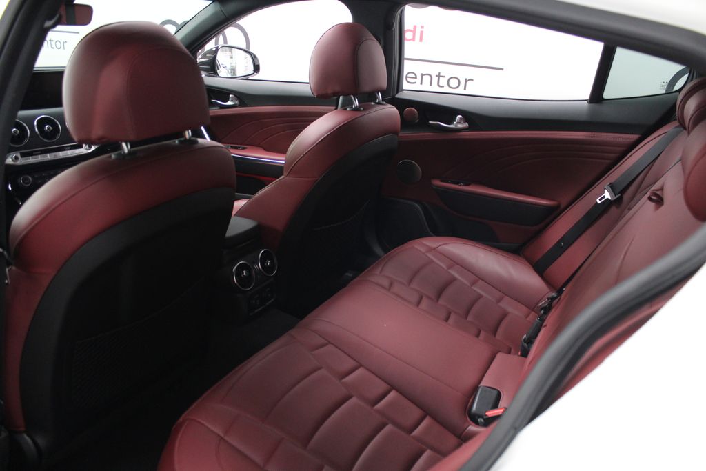 Thumbnail: 2022 Kia Stinger - 21